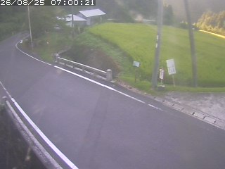 八頭町稗谷