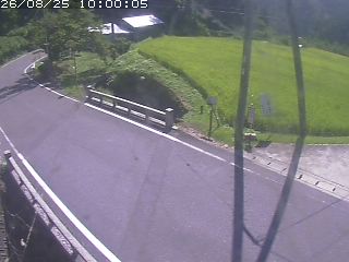 八頭町稗谷