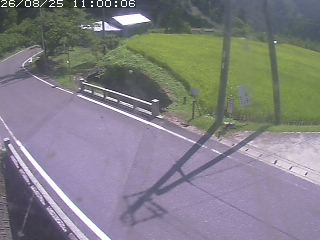 八頭町稗谷