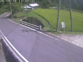 八頭町稗谷