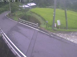 八頭町稗谷
