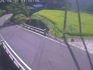 八頭町稗谷