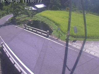 八頭町稗谷