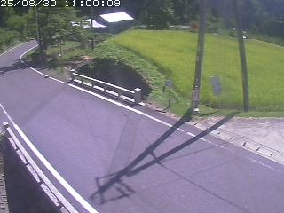 八頭町稗谷