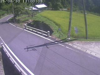 八頭町稗谷