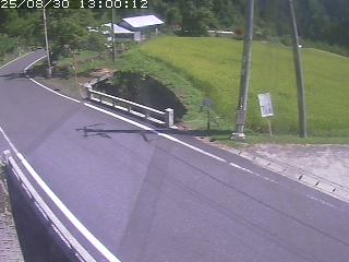 八頭町稗谷