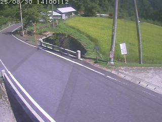 八頭町稗谷