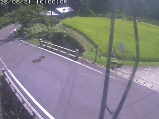 八頭町稗谷