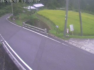 八頭町稗谷