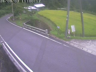 八頭町稗谷