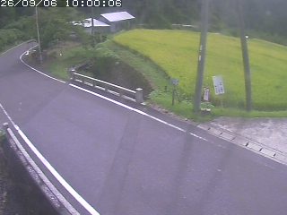 八頭町稗谷