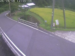 八頭町稗谷