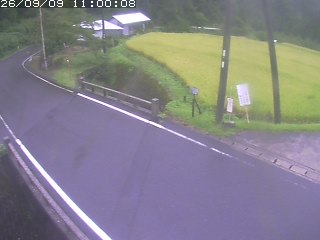 八頭町稗谷