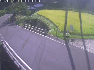 八頭町稗谷