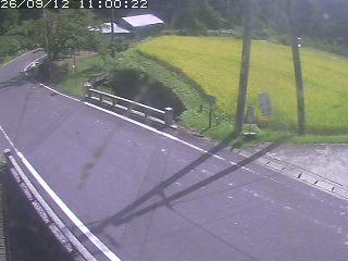 八頭町稗谷