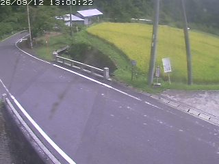 八頭町稗谷