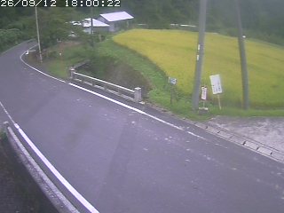 八頭町稗谷