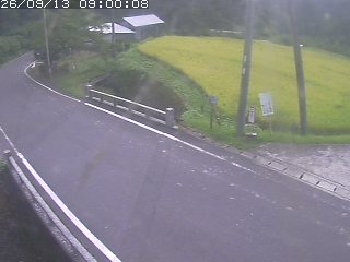 八頭町稗谷