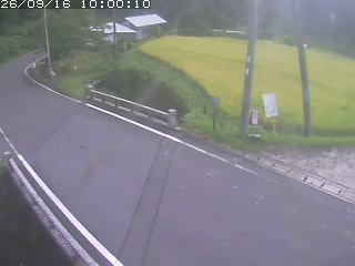 八頭町稗谷