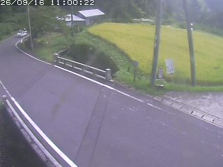 八頭町稗谷