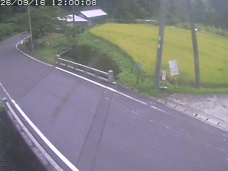 八頭町稗谷