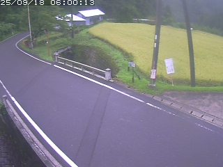 八頭町稗谷