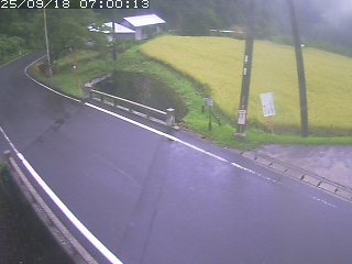 八頭町稗谷
