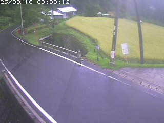 八頭町稗谷
