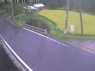 八頭町稗谷