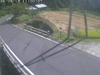 八頭町稗谷