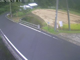 八頭町稗谷