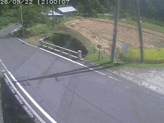 八頭町稗谷