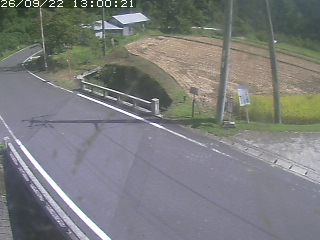 八頭町稗谷