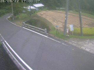 八頭町稗谷