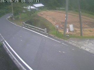 八頭町稗谷