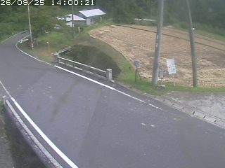 八頭町稗谷