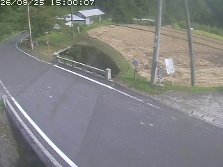 八頭町稗谷
