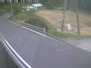 八頭町稗谷