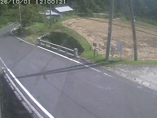 八頭町稗谷