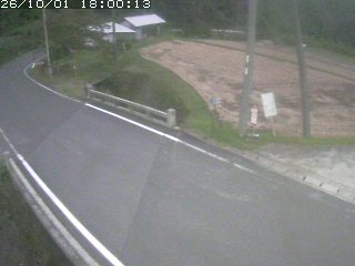 八頭町稗谷