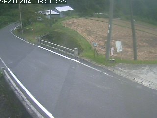 八頭町稗谷