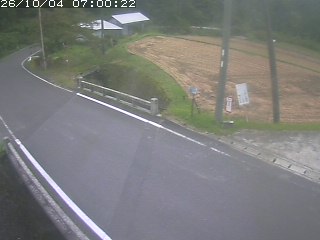 八頭町稗谷