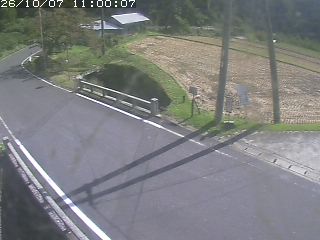 八頭町稗谷
