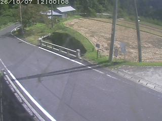八頭町稗谷