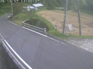 八頭町稗谷