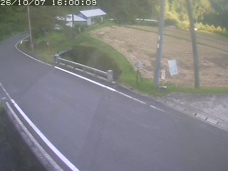 八頭町稗谷