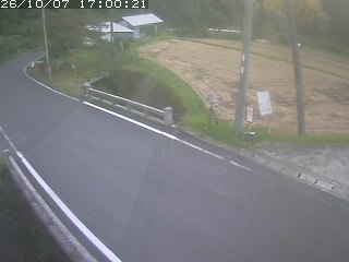 八頭町稗谷