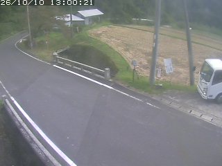 八頭町稗谷