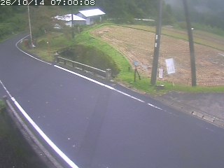八頭町稗谷