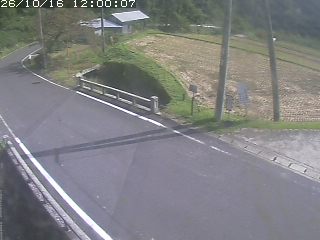 八頭町稗谷
